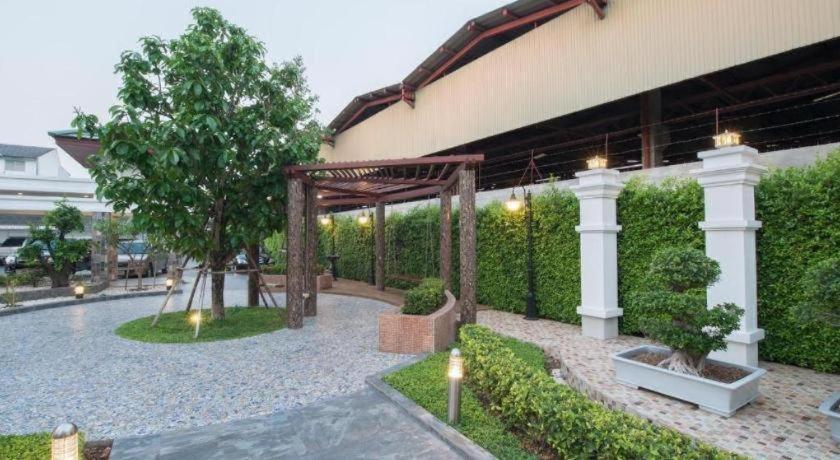 纳尔斯理住宅酒店 乌汶 外观 照片